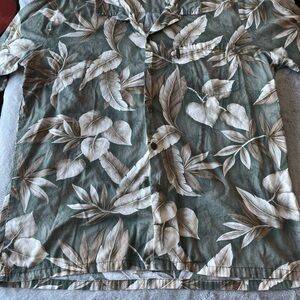 Palmwave Tropical Leaf Print Button-Up Shirt XL 100% cotton